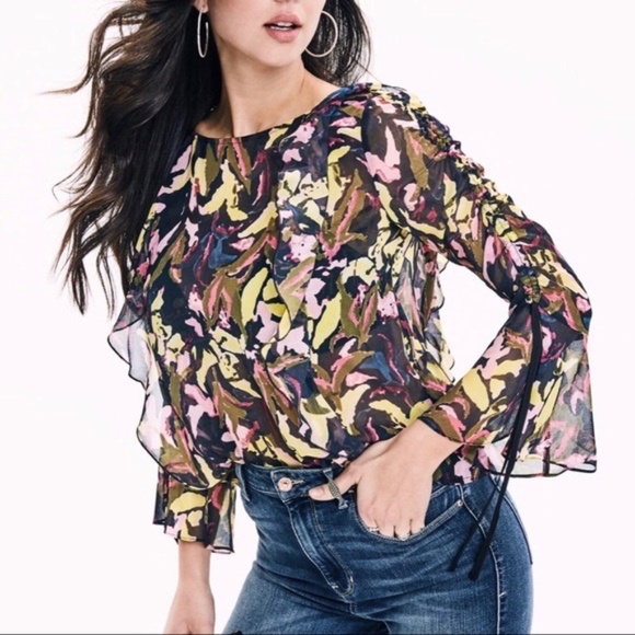 Guess Quinn Floral Ruffle Top - Picture 1 of 8